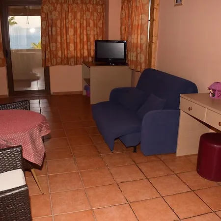 Aparthotel Eugenia Theologos (Phthiotis)