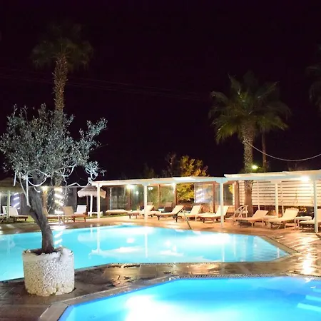 Aparthotel Eugenia 3*
