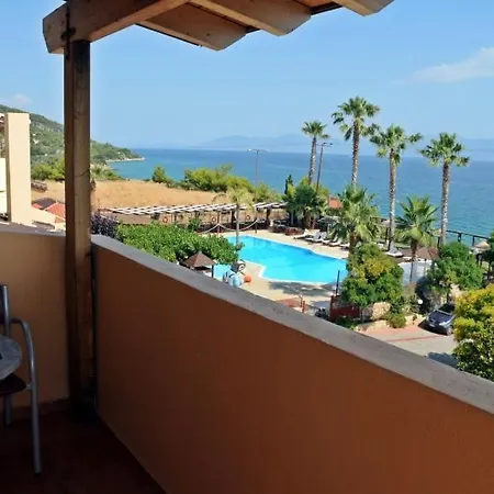 Eugenia 3* Theologos (Phthiotis)