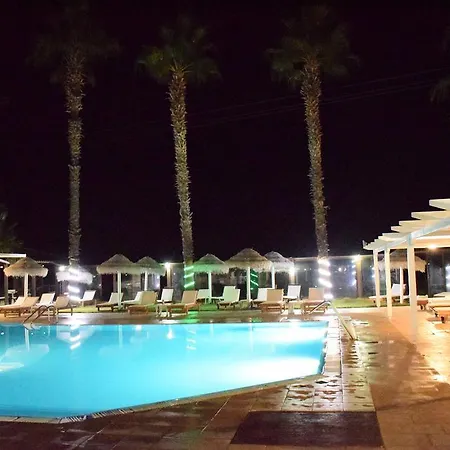 Eugenia Aparthotel