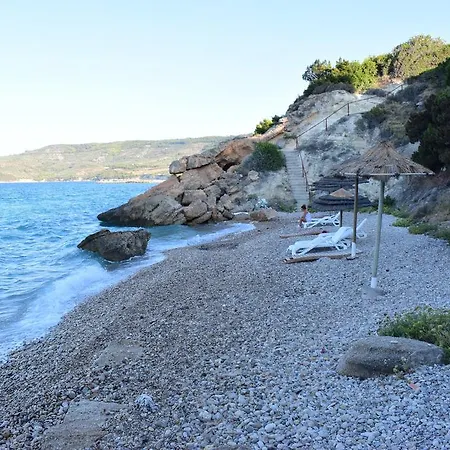 Eugenia 3* Theologos (Phthiotis)