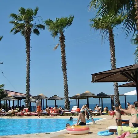 Ξενοδοχείο με διαμερίσματα Eugenia 4*