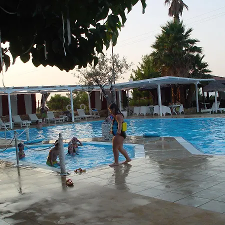 Aparthotel Eugenia Theologos (Phthiotis)