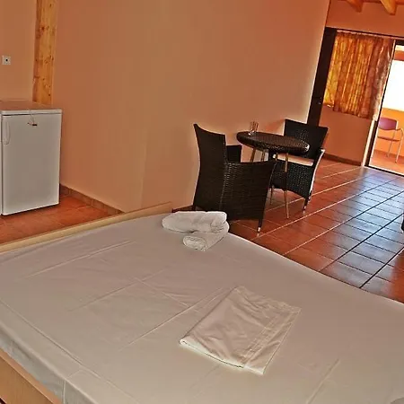 Aparthotel Eugenia Theologos (Phthiotis)