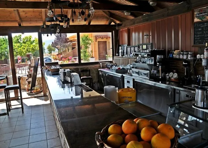 Eugenia 아파트호텔 테오로고스